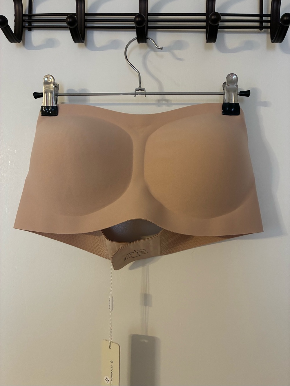 VertVie Seamless Beige Strapless Shapewear Bandeau Bra